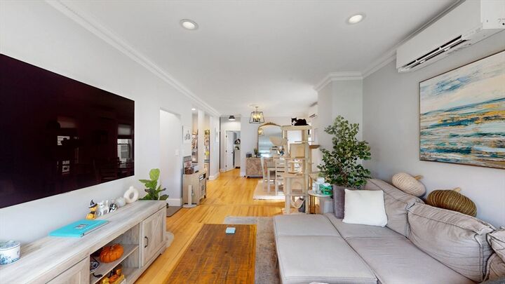 Property Photo:  118 Franklin St 3  MA 02445 