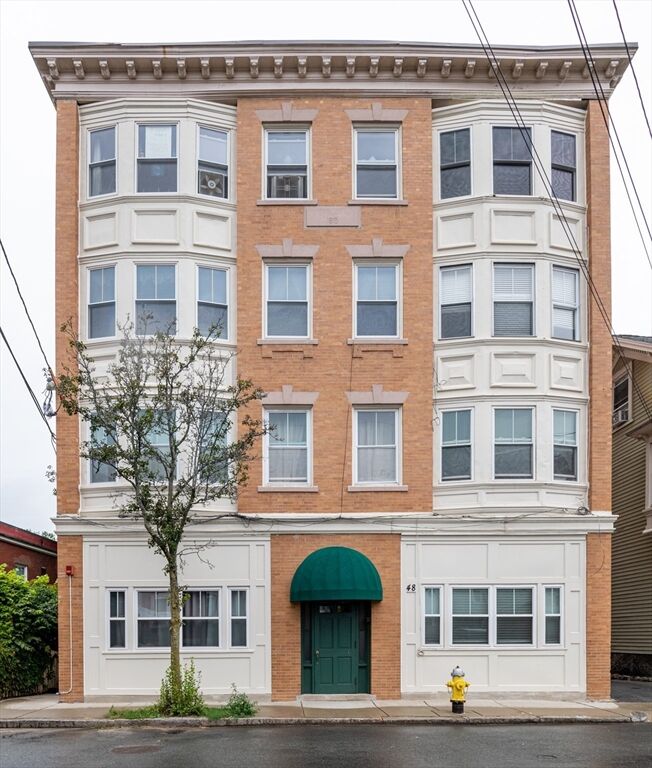 Property Photo:  48 Essex St 7  MA 01970 