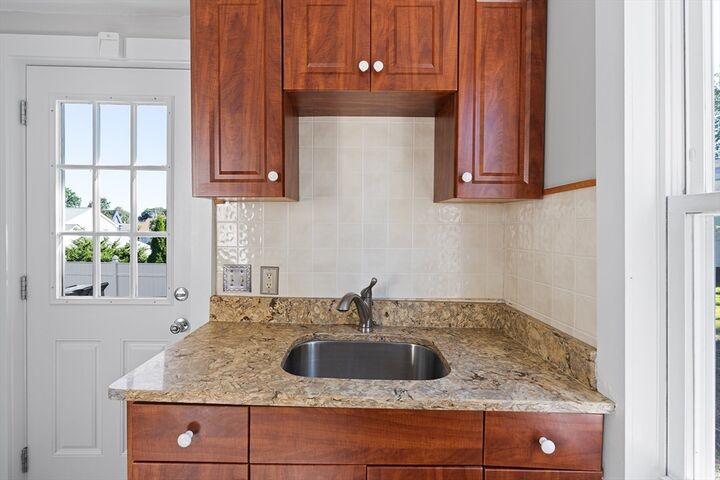Property Photo:  8 Fort Ln 8  MA 02026 