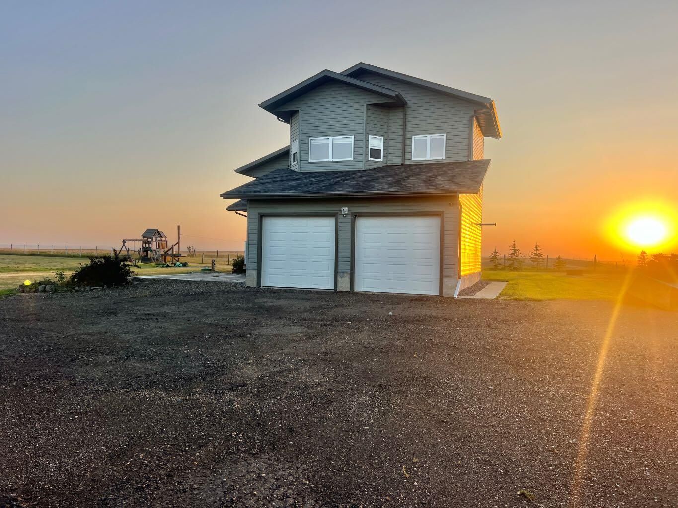 Photo de la propriété:  Range Road 20 294152 Road  AB T0J 2C0 