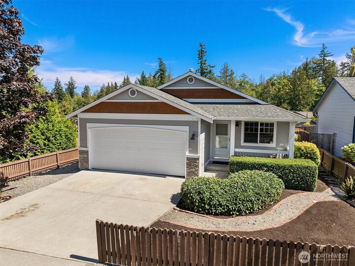 Property Photo: 904 Dallas Street WA 98274