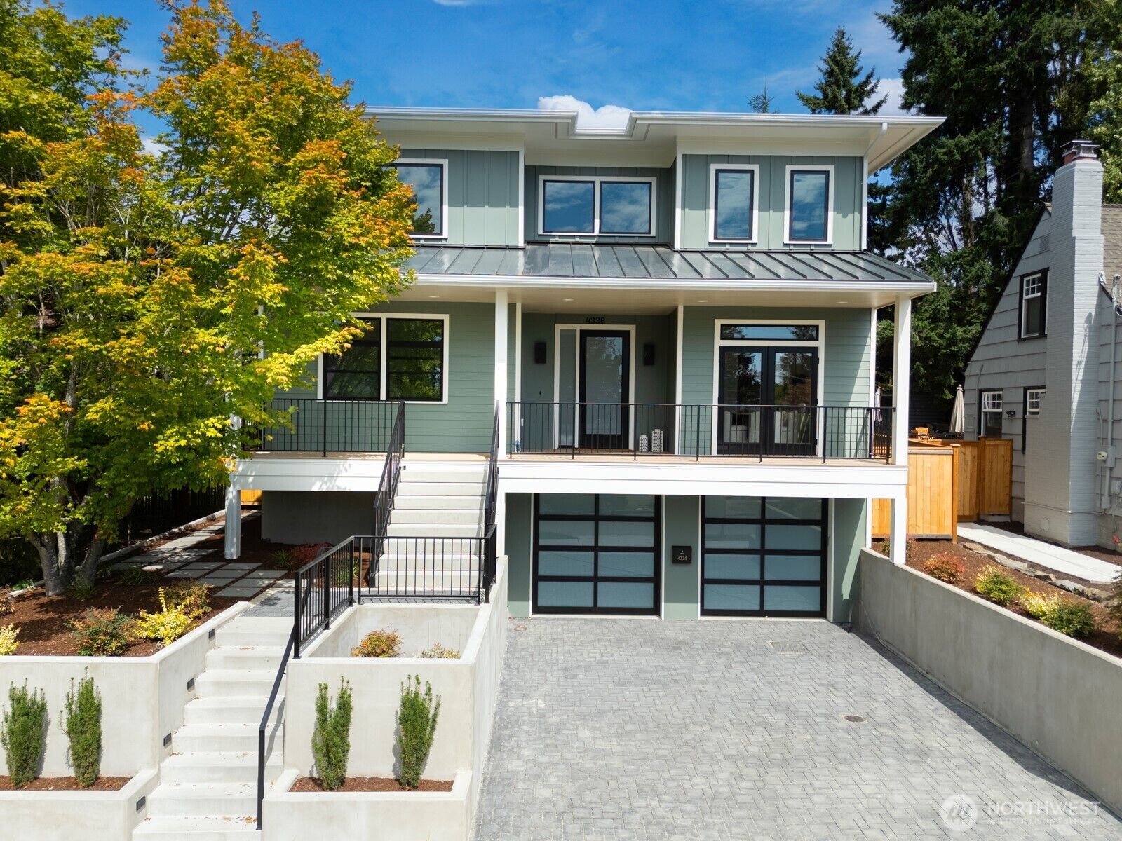 Property Photo:  4338 NE 58th Street  WA 98105 