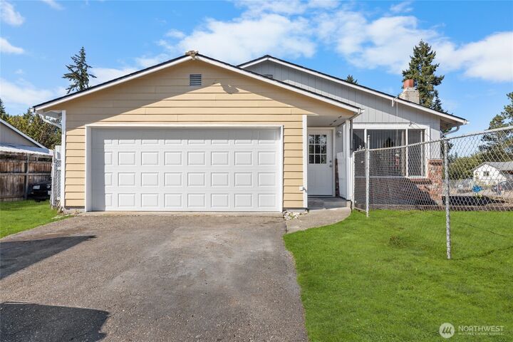 6419  158th St Ct E  Puyallup WA 98372 photo