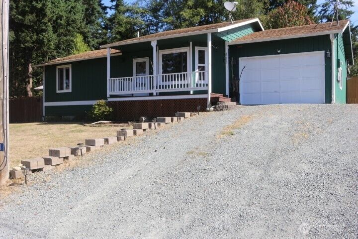 1233  Rickover Dr.  Coupeville WA 98239 photo