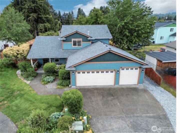 Property Photo:  807  21st Street NW  WA 98371 