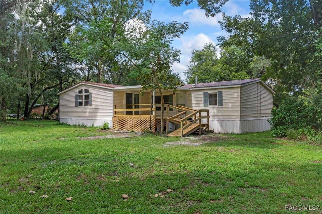 Property Photo: 12301 E Walton Drive FL 34436