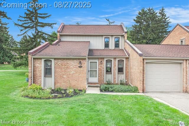 3078 Moon Lake Drive  West Bloomfield Twp MI 48323 photo