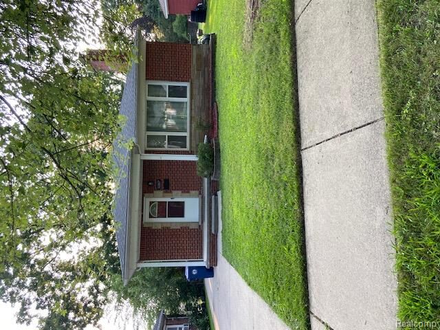 Property Photo: 16887 Wakenden MI 48240