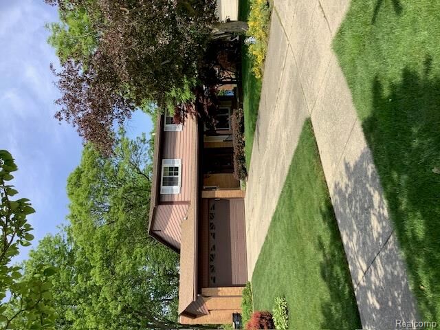 Property Photo: 41958 Sunderland Drive MI 48187