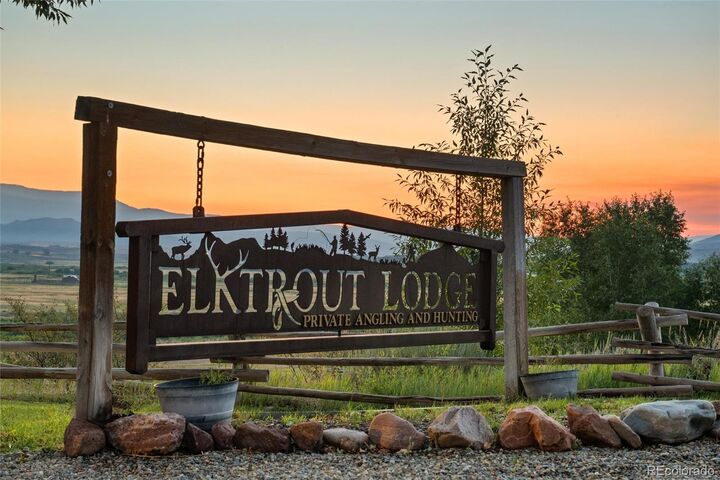 Property Photo:  1853 County Road 33  CO 80459 