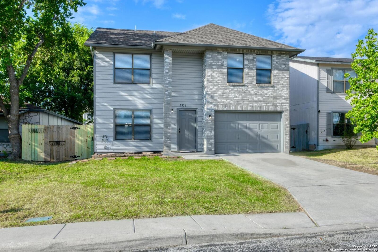 Property Photo: 6834 Misty Field TX 78109