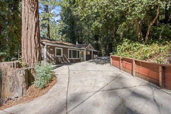 Property Photo:  320 Fireside Road  CA 95006 