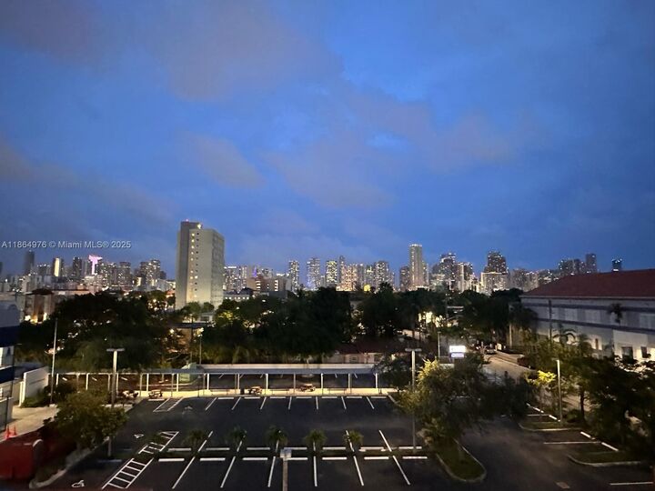 Property Photo:  199 SW 12th Ave 415B  FL 33130 