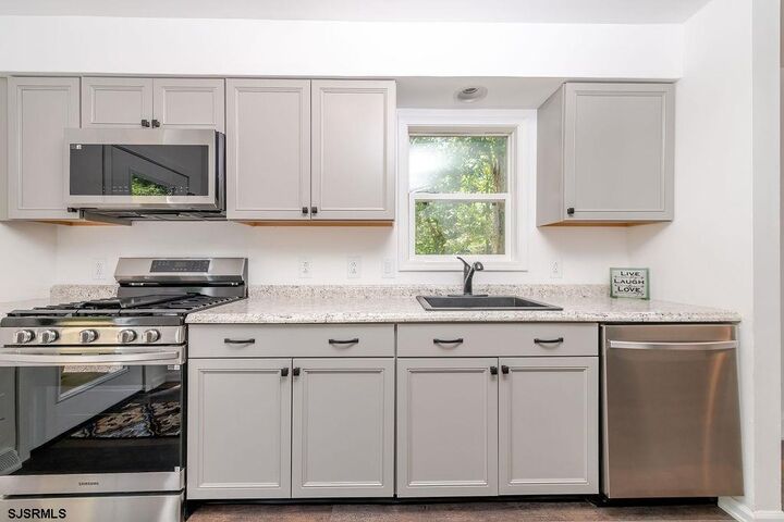 Property Photo:  12 Vella La Vella Ln  NJ 08234