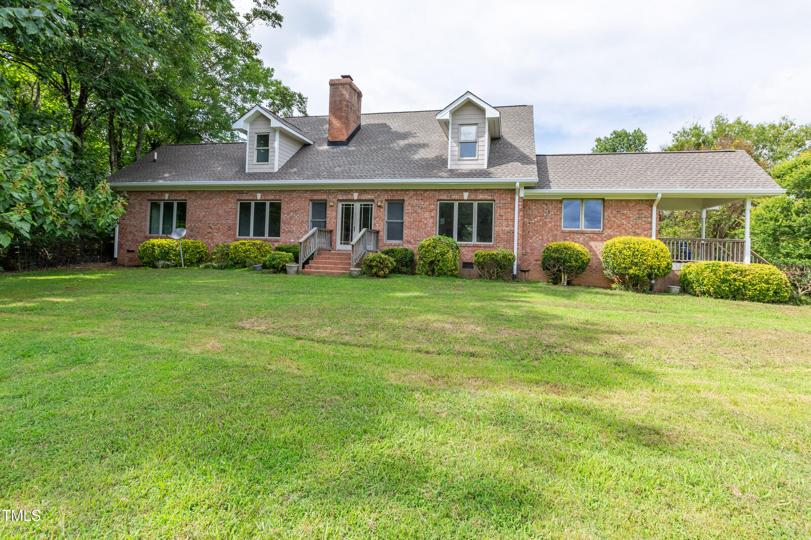 Property Photo: 1529 Hillside Dairy Road NC 27312