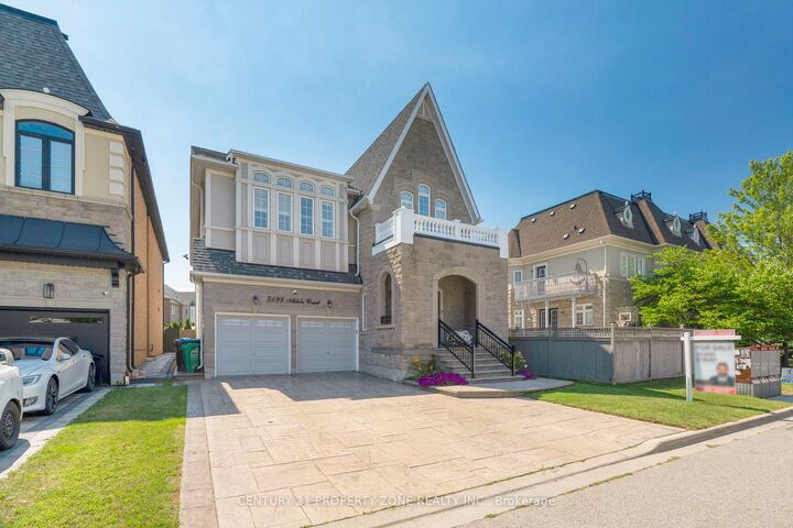 Photo de la propriété: 5198 Adobe Court ON L5M 8C3