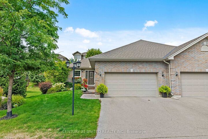Photo de la propriété: 301 Carnegie Avenue 160 ON K9L 0E9