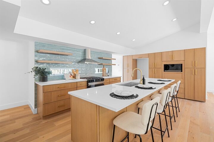 8308 Reeda Lane  Austin TX 78757 photo