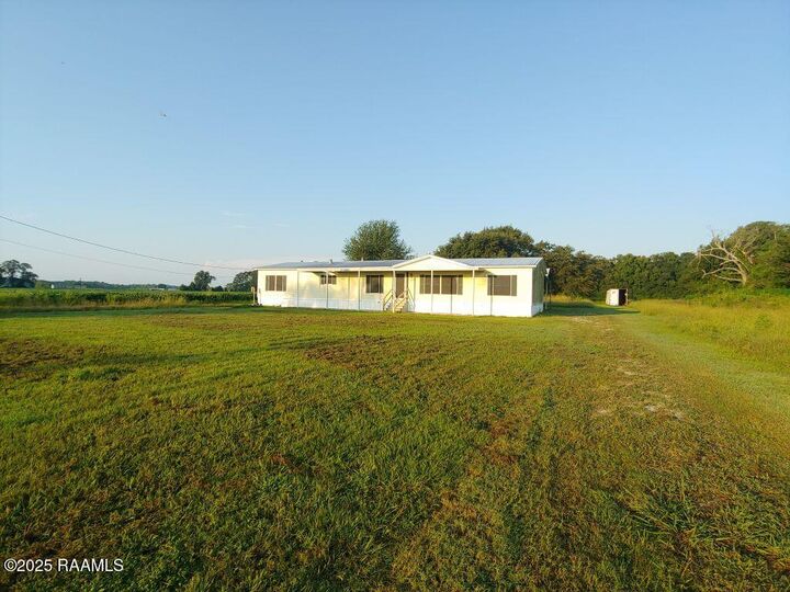 Property Photo: 7207 Highway 71 LA 70589