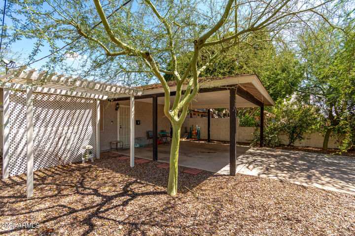 Property Photo: 449 N Lewis -- AZ 85201