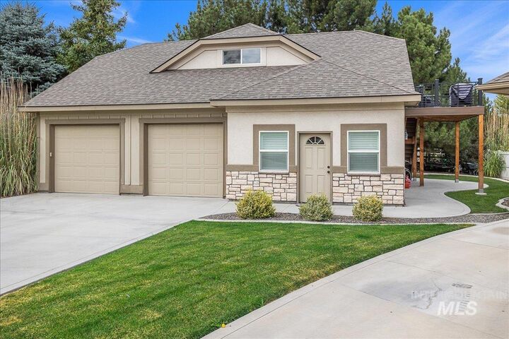Property Photo:  4125 S Nickel Creek Pl  ID 83642-2588 