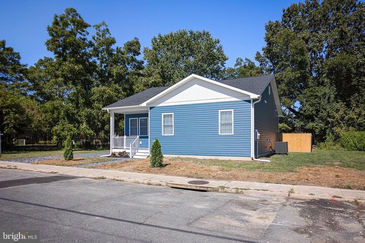 Property Photo:  453 Willis Street  MD 21613 