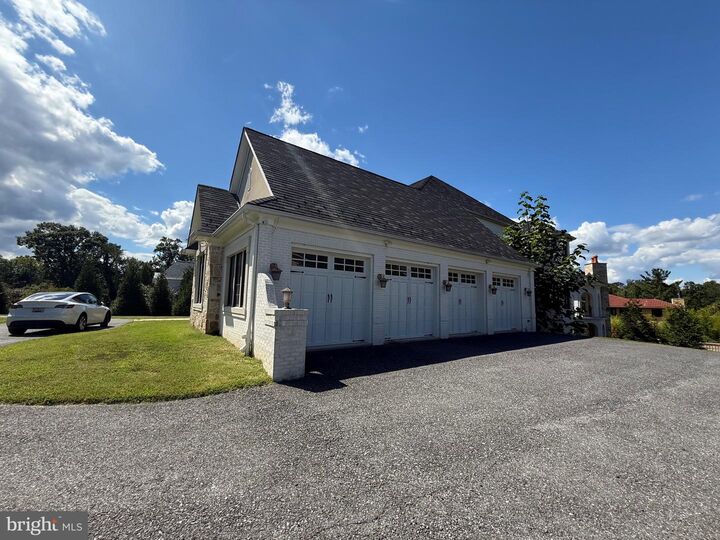 Property Photo: 10130 Counselman Road MD 20854