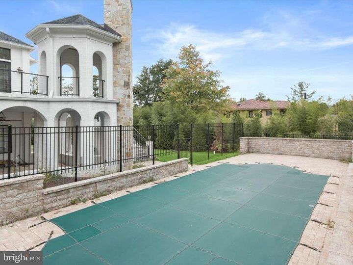 Property Photo:  10130 Counselman Road  MD 20854 