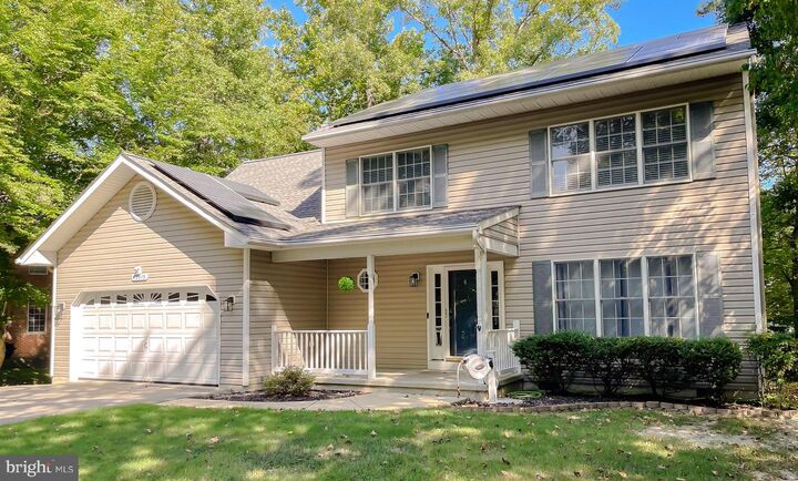 Property Photo:  43915 Honeysuckle Way  MD 20619 