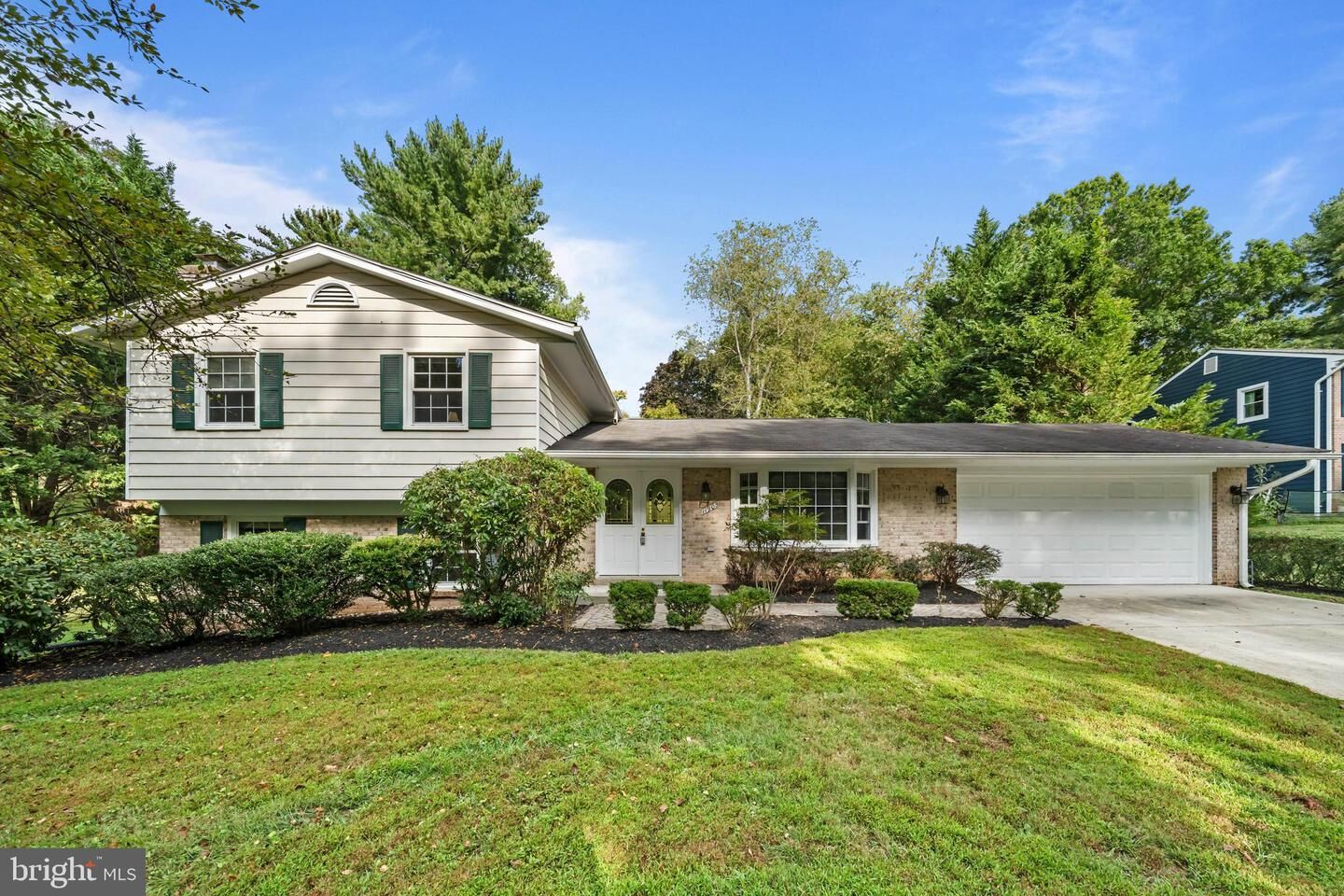 Property Photo:  11905 Ambleside Drive  MD 20854 