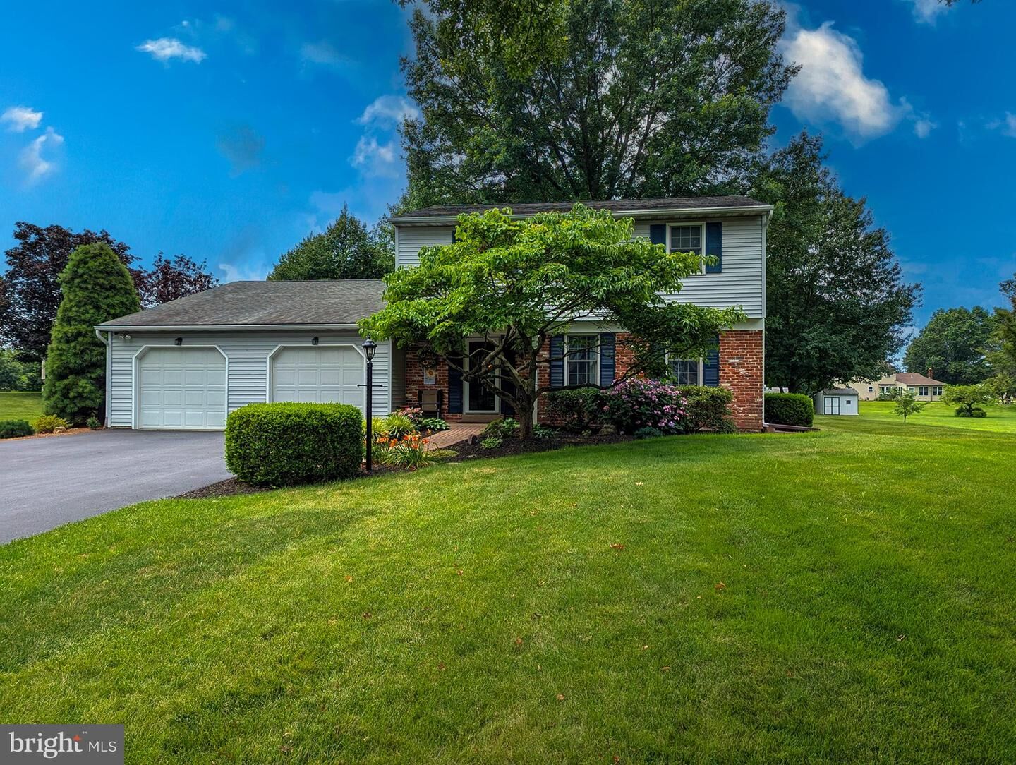 Property Photo:  101 Leslie Lane  PA 18964 