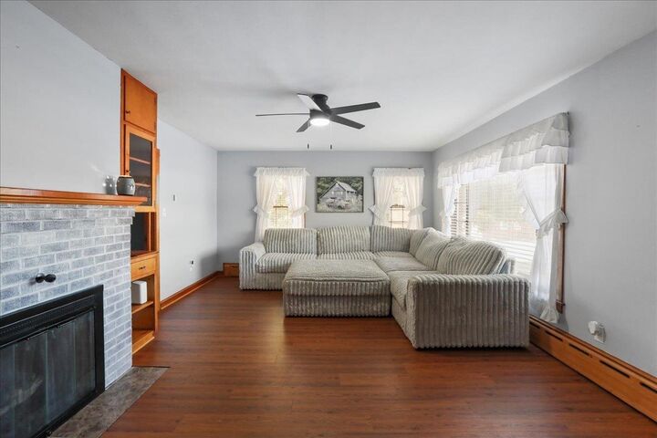 Property Photo: 3634 East Side Hwy N VA 22827