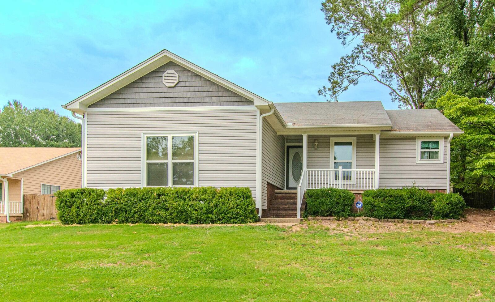Property Photo: 16 Hickory Ridge Drive AR 72015