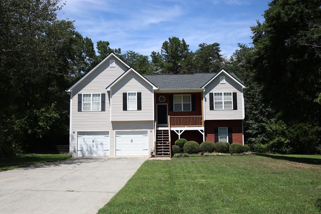 Property Photo: 15 Mill View Court GA 30103