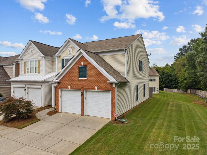 Property Photo: 12419 Crowley Court NC 28277
