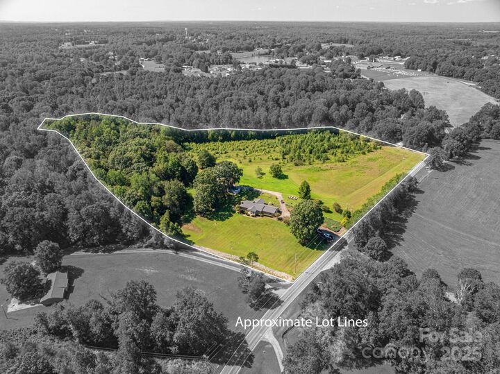 Property Photo: 370 Hulls Grove Church Road NC 28168