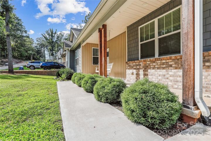 Property Photo: 7617 Red Robin Trail NC 28037
