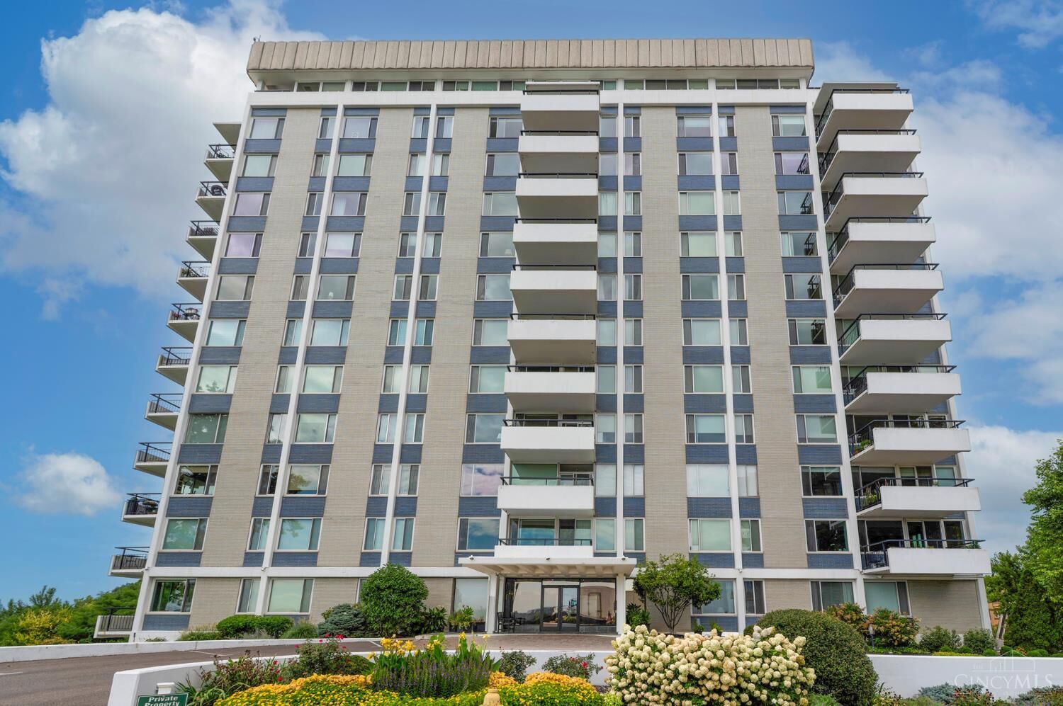 Property Photo:  2401 Ingleside Avenue  OH 45206 