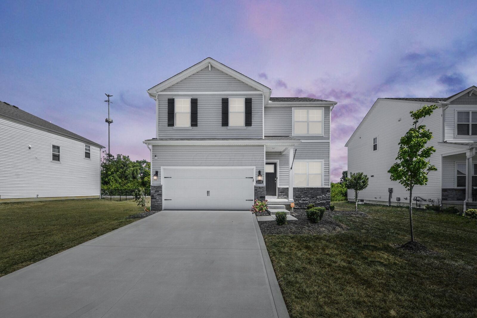 Property Photo:  4410 Holstein Drive  OH 43207 