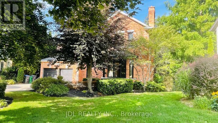 Photo de la propriété:  1283 Lindburgh Court  ON L5H 4J2 