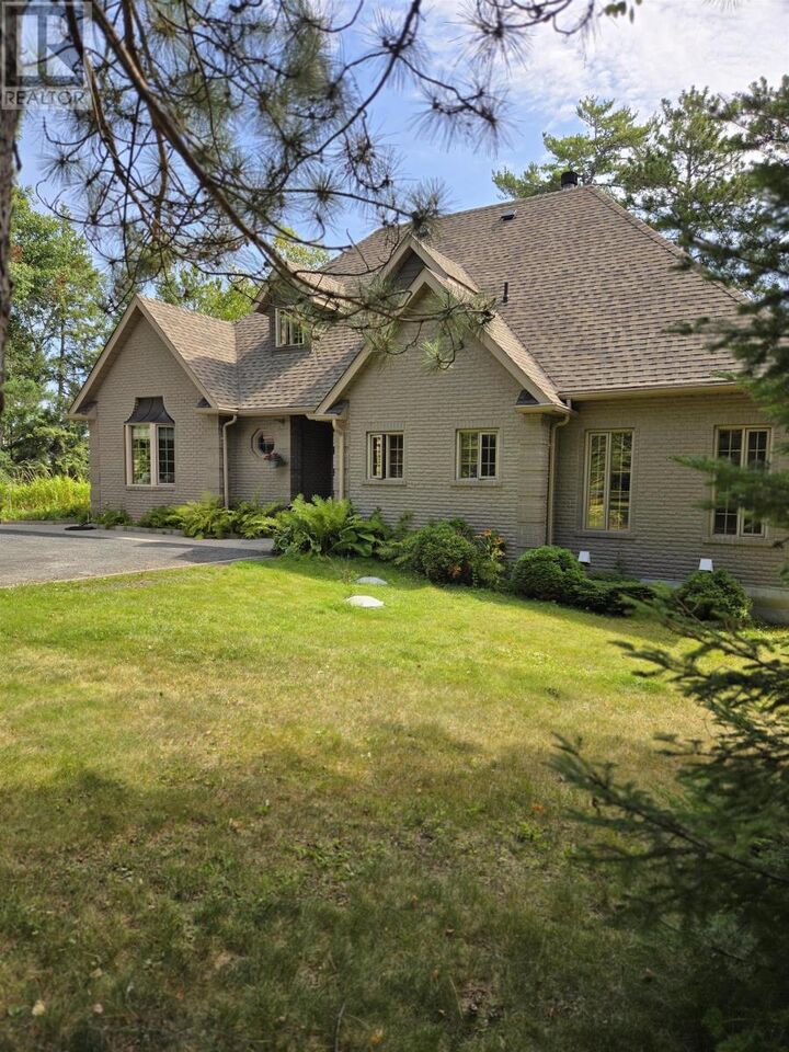 Property Photo: 164 Kimberley Rd ON P0X 1H0