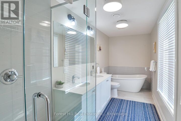 Photo de la propriété:  2054 Peninsula Road Unit 16  ON P0B 1G0 