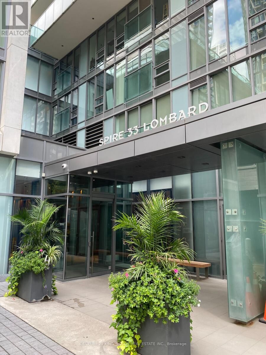 Property Photo:  33 Lombard Street 209  ON M5C 3H8 