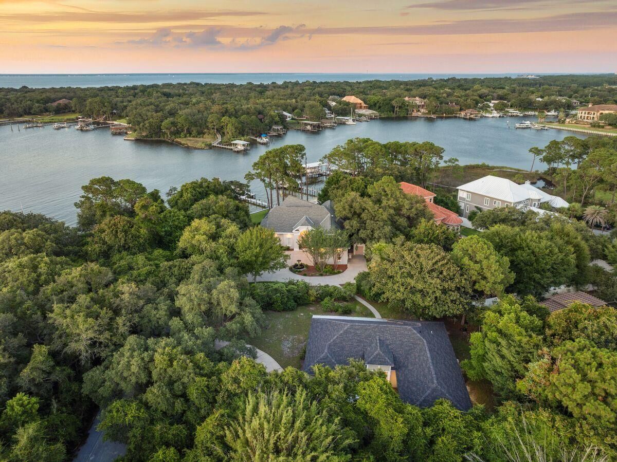 Property Photo:  700/702 Beach Drive  FL 32541 