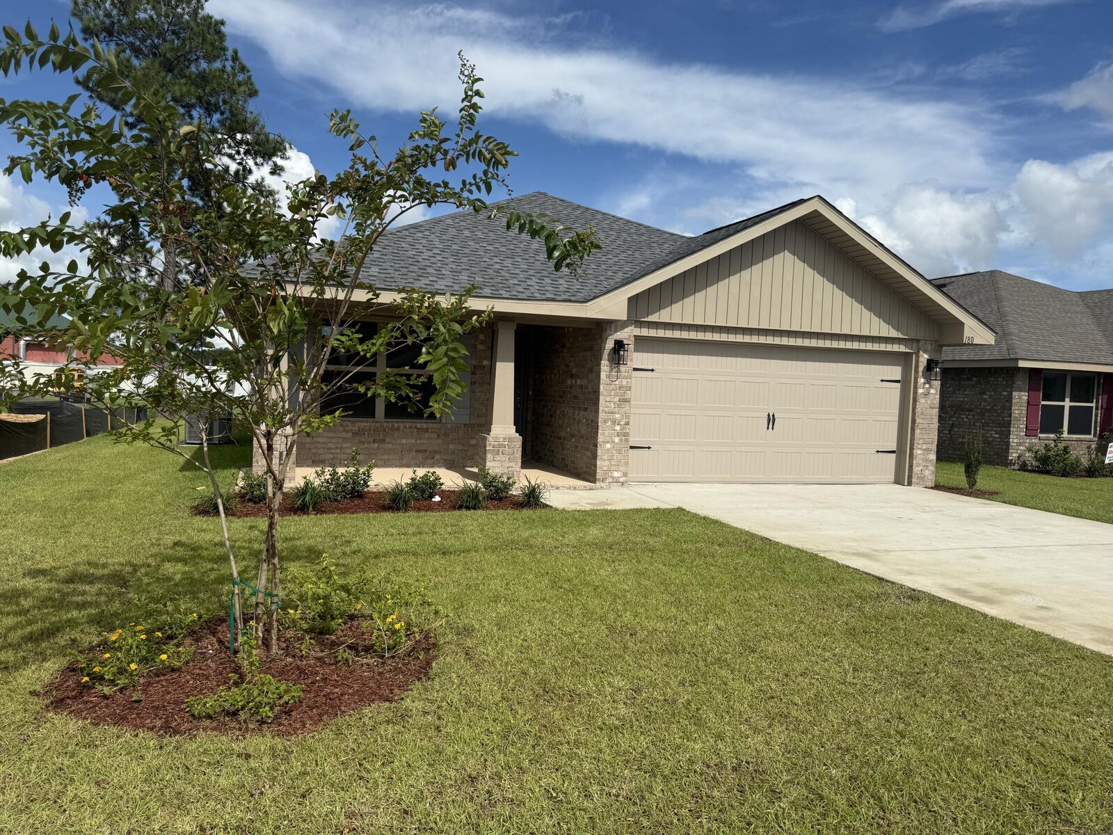 Property Photo: 184 Ridgeway Circle FL 32536