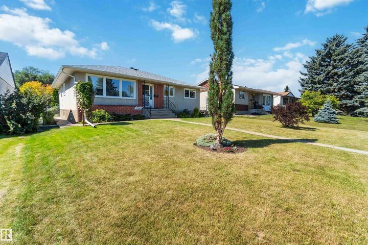 Property Photo:  12260 St.albert Trail NW  AB T5L 4G6 