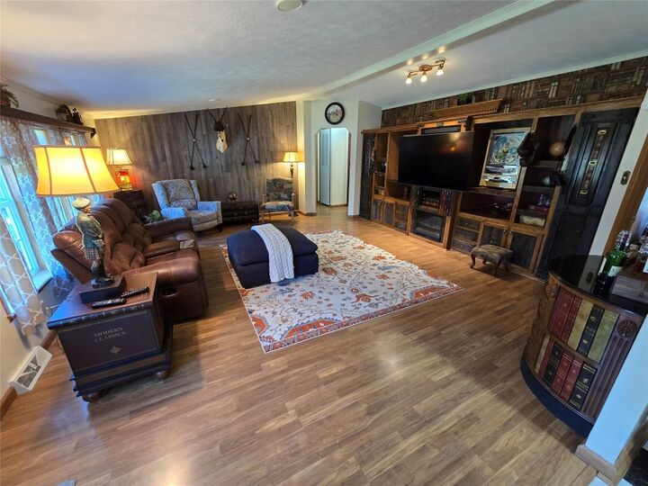 Property Photo: 25669 Pinewoods Road PA 16441