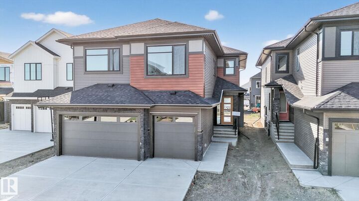 Property Photo: 17116 2 Street NW AB T5Y 4G5