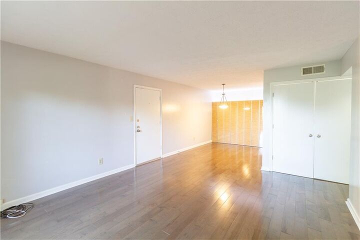 Property Photo: 2955 Seven Pines Lane 101 GA 30339