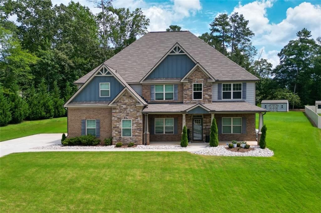 Property Photo: 312 Dovehouse Street GA 30252